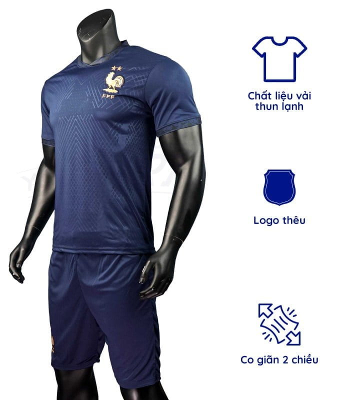 Đồng phục đá banh của đội tuyển Pháp khỏe khoắn