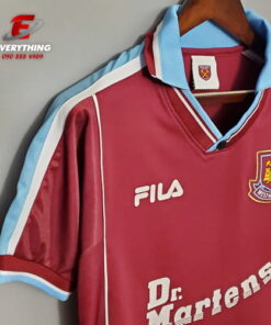 Áo West Ham United có cổ