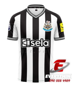 Áo Newcastle United màu trắng đen
