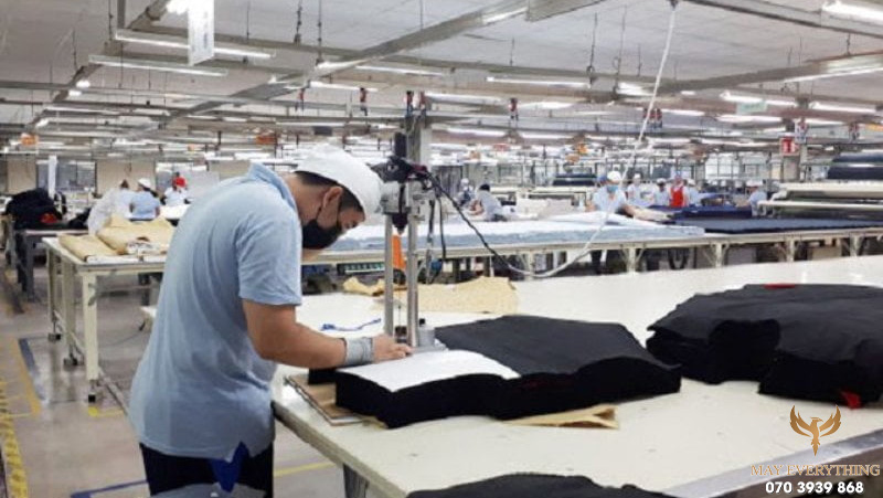 Dịch vụ đặt áo nhóm giá rẻ: thiết kế, đặt may các loại chỉ từ 35k 9 co so va cong ty may khau trang 1