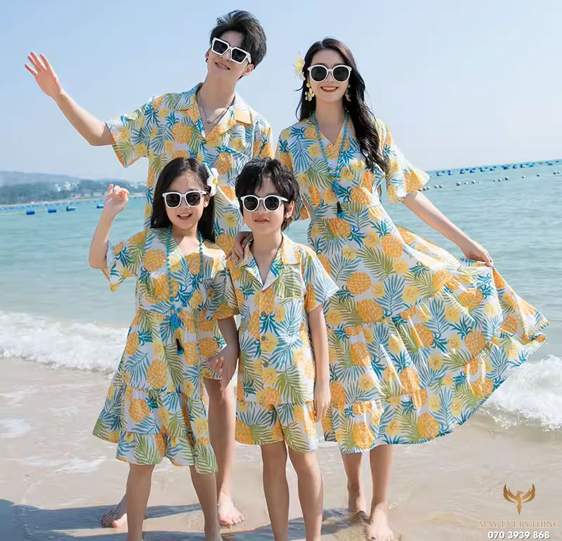 Quần áo gia đình 4 người: những gợi ý HOT nhất năm 2025 3 ao-gia-dinh-4-nguoi-2