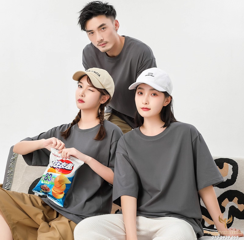 10+ mẫu đồng phục nhóm bạn thân 3-4-5 người đẹp và chất lượng 2 dong-phuc-nhom-ban-than-1