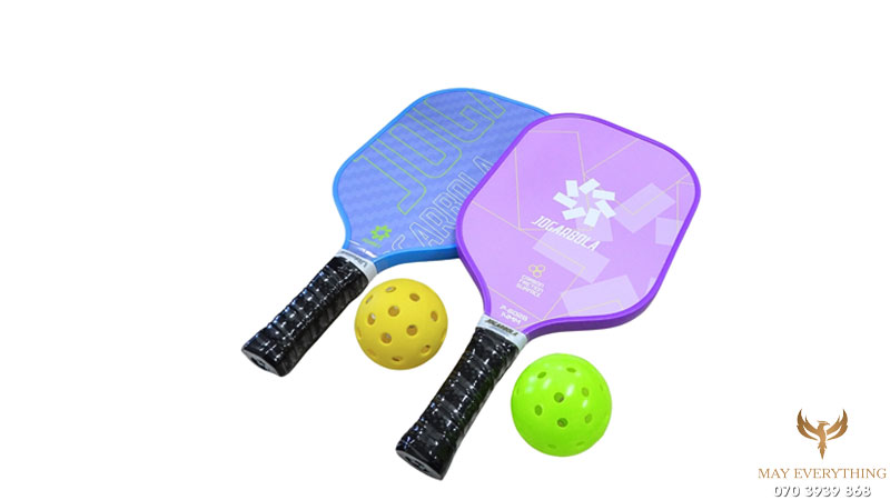 Các món dụng cụ đồ chơi, phụ kiện pickleball không thể thiếu khi ra sân tập 1 Vợt Pickleball