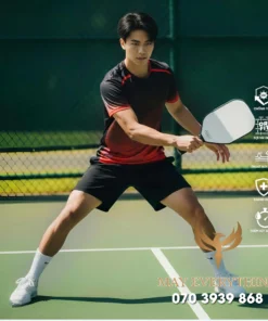 Áo Đồng Phục Pickleball Màu Đen Đỏ Bản Nam