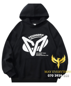 Áo hoodie màu đen in chữ