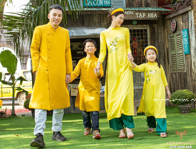 Gợi ý 10 mẫu đồng phục áo dài tết gia đình đẹp nhất 2026